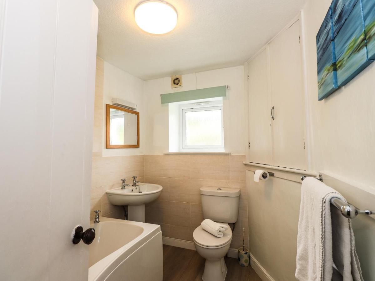 Hilber Cottage Ембълсайд Екстериор снимка